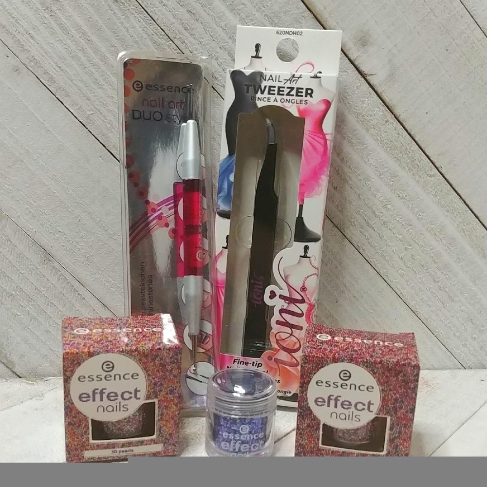 NEW Essence Nail Art and Effect Nails Set Nail Art Tweezers Bundle